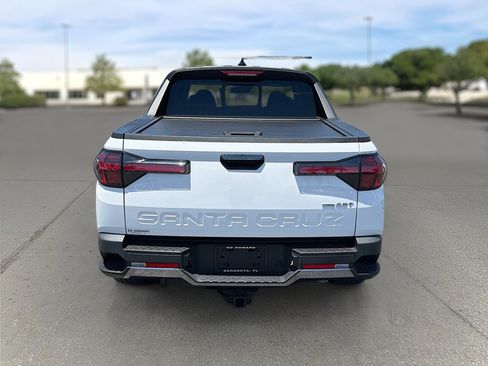 Used 2022 Hyundai Santa Cruz Limited AWD/4WD image 6