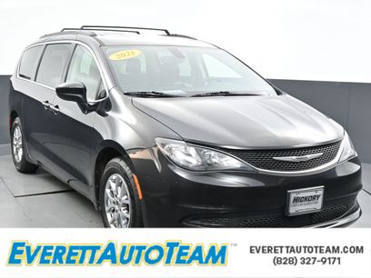 Used 2021 Chrysler Voyager Lxi