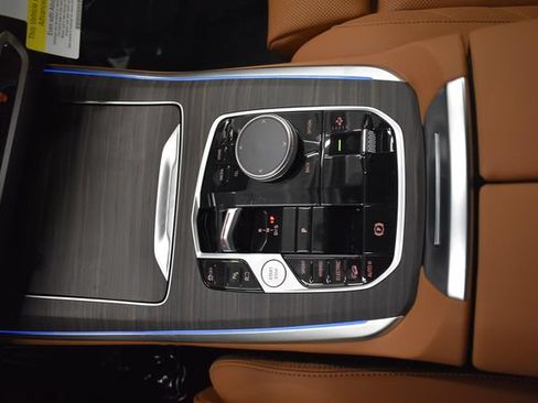 New 2026 BMW X5 xDrive50e w/ M Sport Package AWD/4WD image 29
