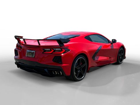 Used 2022 Chevrolet Corvette Stingray Coupe w/ 1LT RWD image 5