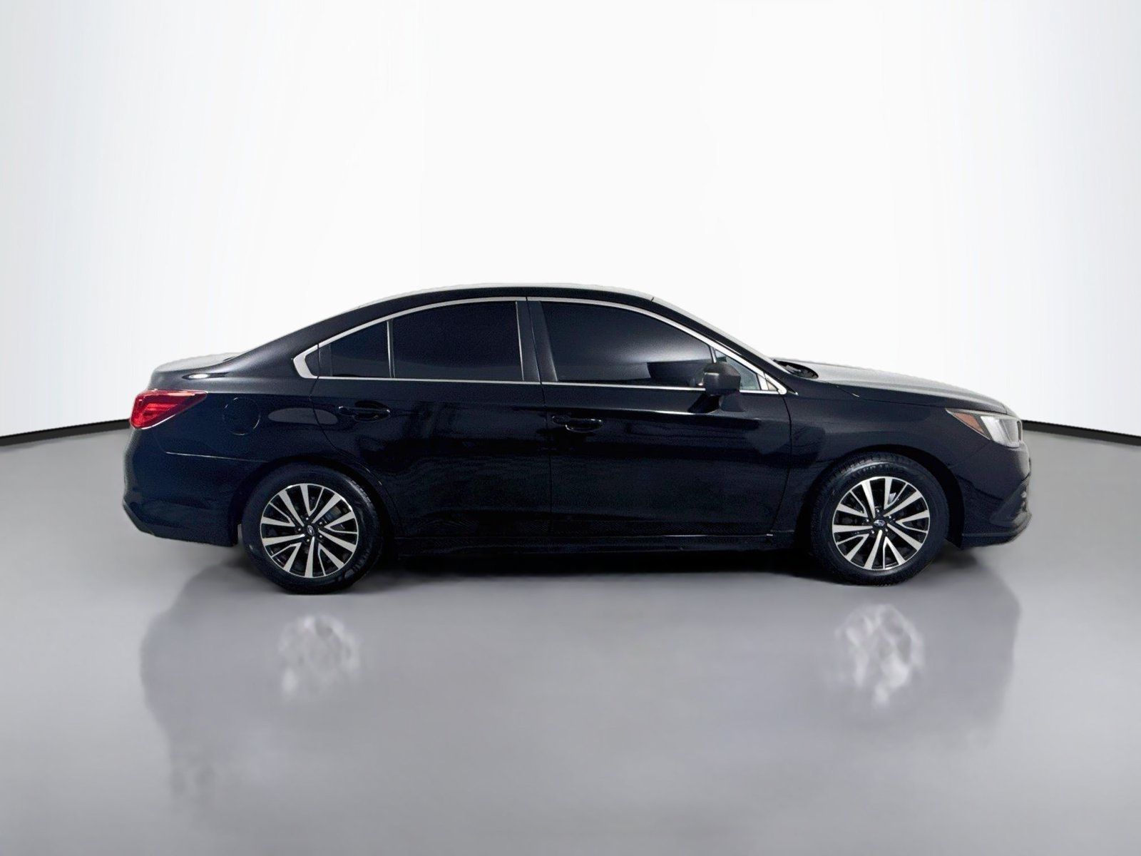 Used 2018 Subaru Legacy 2.5i w/ Alloy Wheel Package AWD/4WD image 8