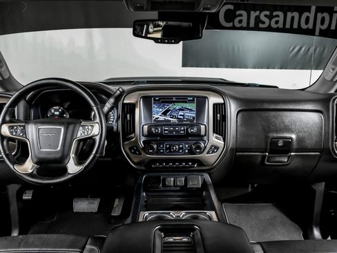 Used 2018 GMC Sierra 3500 Denali w/ Duramax Plus Package AWD/4WD image 14