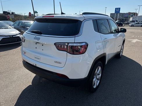 Used 2019 Jeep Compass Latitude AWD/4WD image 8