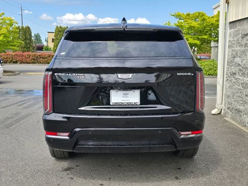 New 2025 Cadillac Escalade IQ Sport 2 image 5