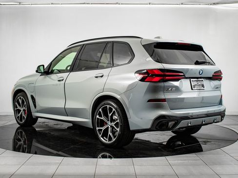 New 2026 BMW X5 xDrive50e w/ M Sport Package image 11