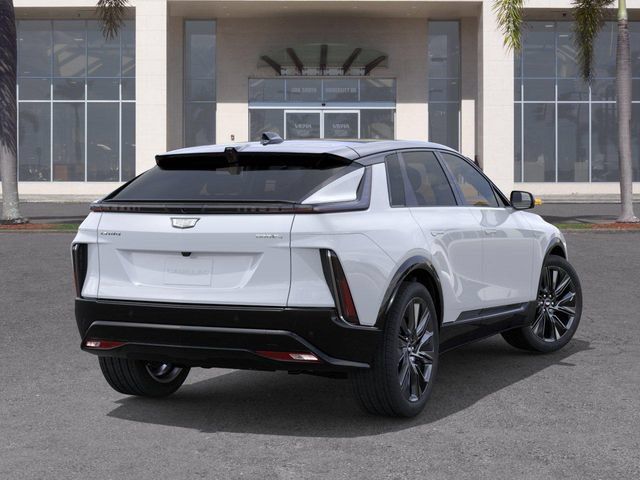 New 2026 Cadillac Lyriq Signature Sport AWD/4WD image 4