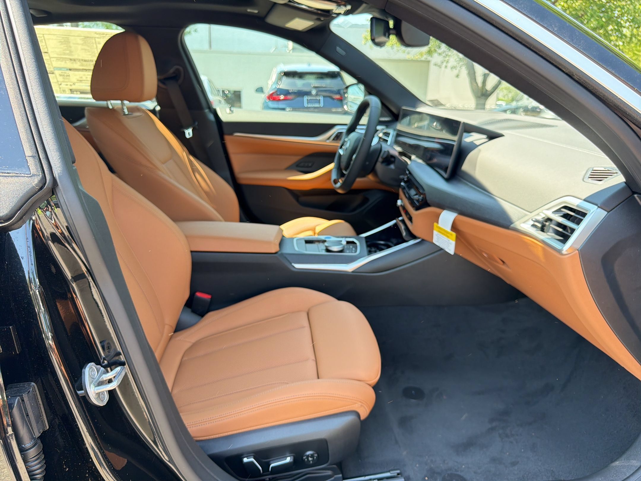 Used 2026 BMW i4 xDrive40i w/ Premium Package AWD/4WD image 31