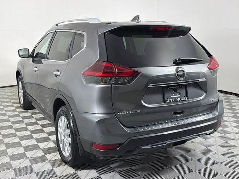 Used 2018 Nissan Rogue SV AWD/4WD image 6