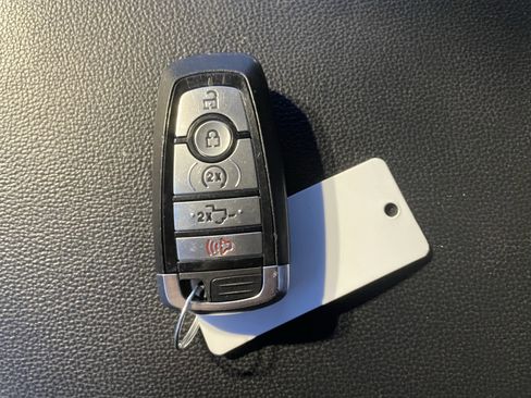 Used 2022 Ford F150 XLT w/ Equipment Group 302A High image 28