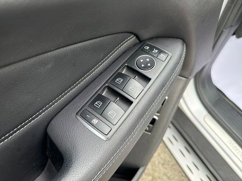 Used 2019 Mercedes-Benz GLS 450 4MATIC image 18