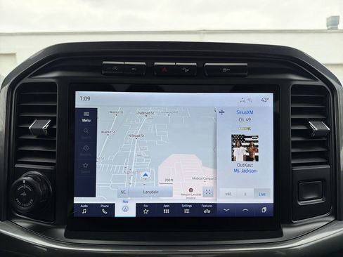 Used 2023 Ford F150 XLT w/ Equipment Group 302A High image 24