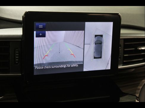 Certified 2022 Ford Explorer Limited w/ Equipment Group 301A image 14