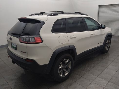 Used 2019 Jeep Cherokee Trailhawk AWD/4WD image 9