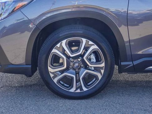 Used 2025 Subaru Ascent Limited image 10