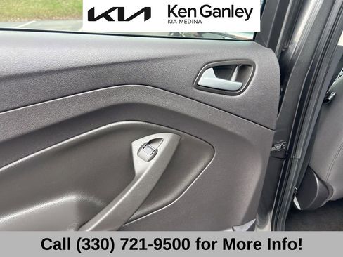 Used 2016 Ford Escape SE image 44