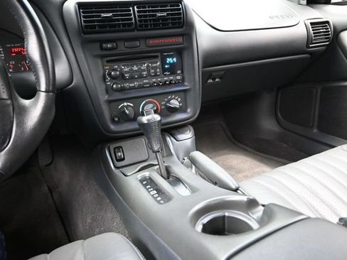 Used 1999 Chevrolet Camaro Z28 RWD image 26