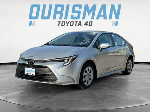 New 2026 Toyota Corolla LE image 2