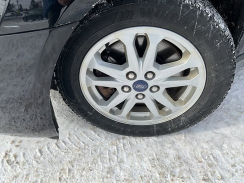 Used 2019 Ford Transit Connect XLT image 36