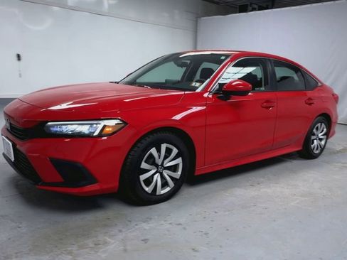 Used 2023 Honda Civic LX image 4