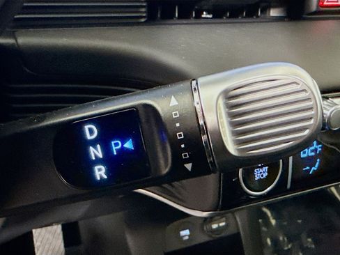 Used 2024 Hyundai Ioniq 5 Limited image 20