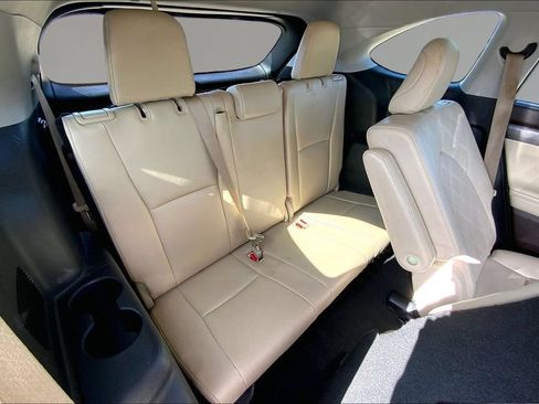 Used 2022 Toyota Highlander Platinum AWD/4WD image 27
