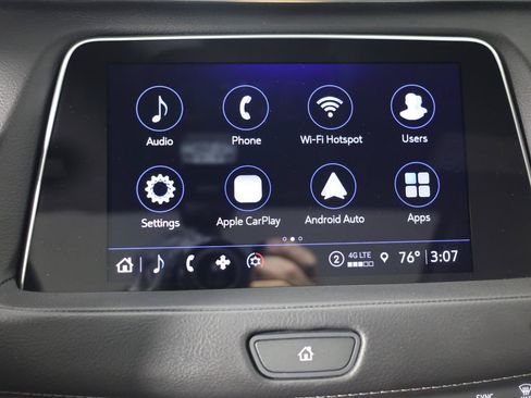Used 2023 Cadillac XT4 Premium Luxury FWD image 12