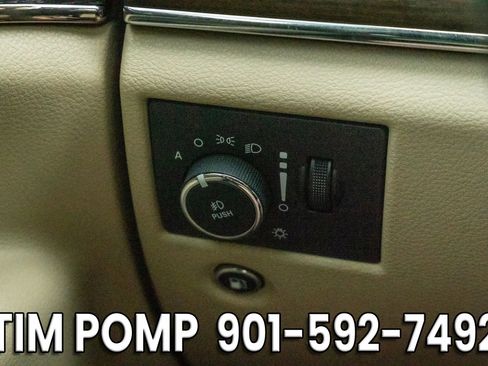 Used 2016 Jeep Grand Cherokee Overland RWD image 28