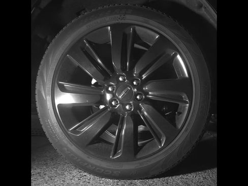 Used 2023 Lincoln Navigator Reserve AWD/4WD image 17