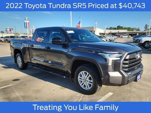 Used 2022 Toyota Tundra SR5 AWD/4WD image 1