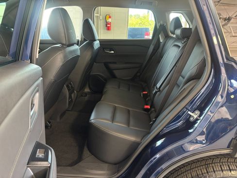 Used 2026 Nissan Rogue SL AWD/4WD image 24
