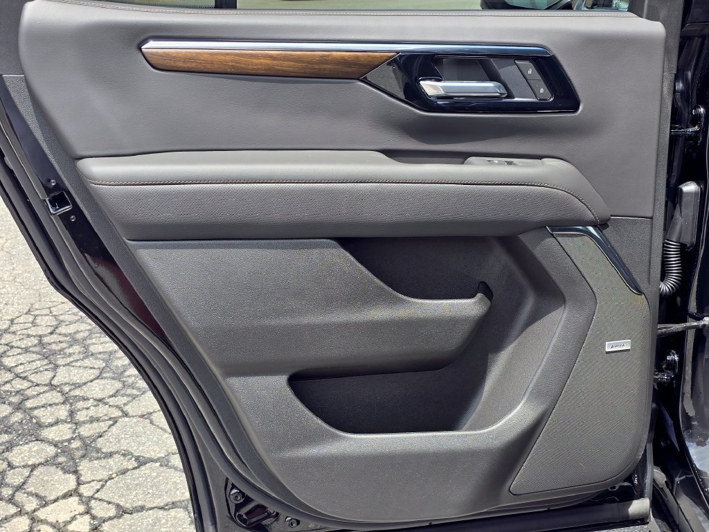 New 2026 Chevrolet Tahoe High Country AWD/4WD image 37