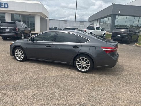 Used 2013 Toyota Avalon Limited FWD image 12
