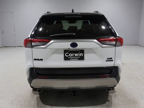 Used 2024 Toyota RAV4 XSE w/ Advanced Technology Package AWD/4WD image 3