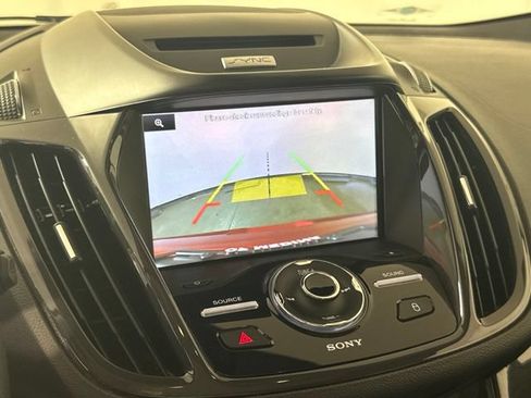 Used 2015 Ford Escape Titanium w/ Equipment Group 301A FWD image 19