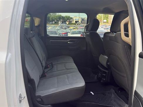 Used 2019 RAM 1500 Big Horn AWD/4WD image 17