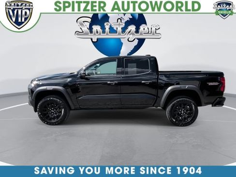 Used 2023 Chevrolet Colorado Trail Boss w/ Technology Package AWD/4WD image 6