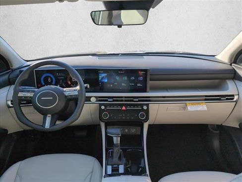 New 2026 Hyundai Tucson SEL image 18