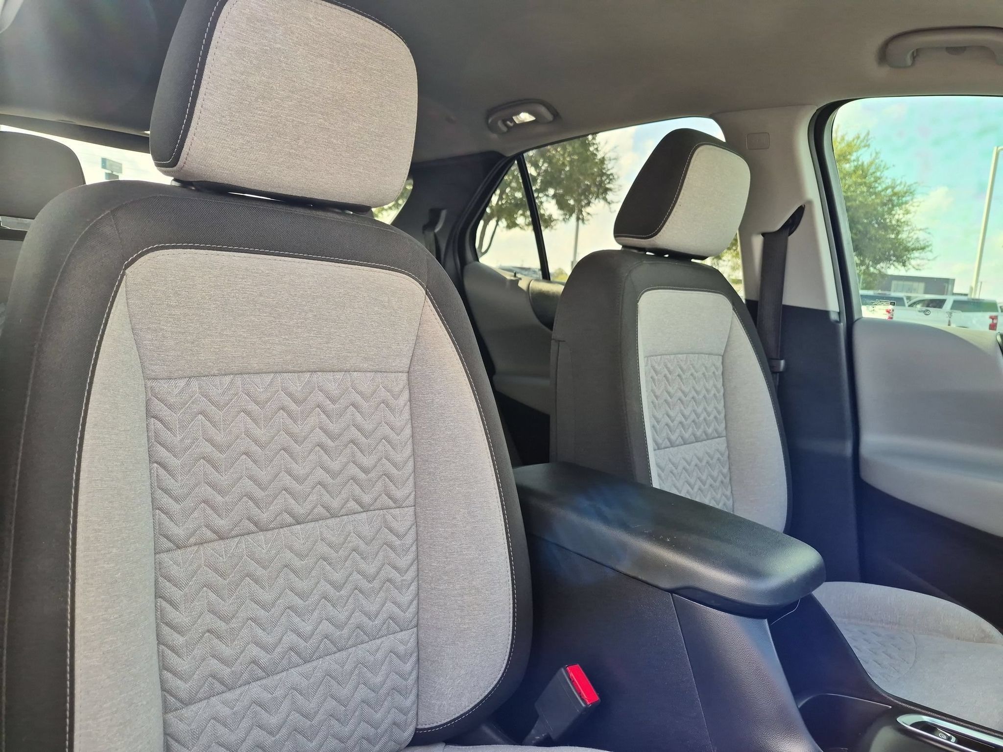Certified 2022 Chevrolet Equinox LS w/ LS Convenience Package FWD image 32