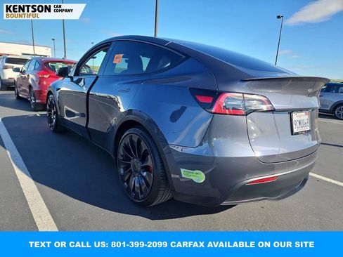 Used 2022 Tesla Model Y Performance image 3