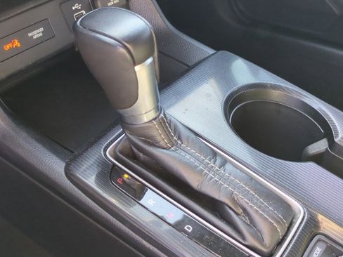 Used 2023 Honda Civic Sport image 12