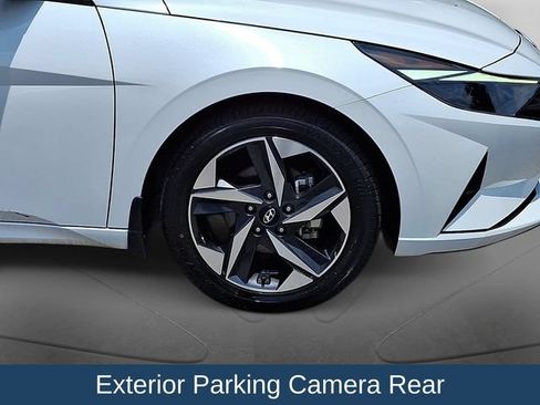 Used 2023 Hyundai Elantra SEL w/ Convenience Package FWD image 10