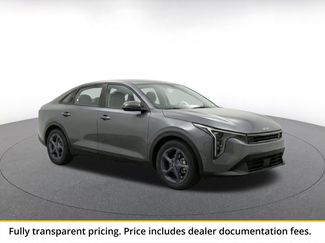 Used 2025 Kia K4 FWD video 1