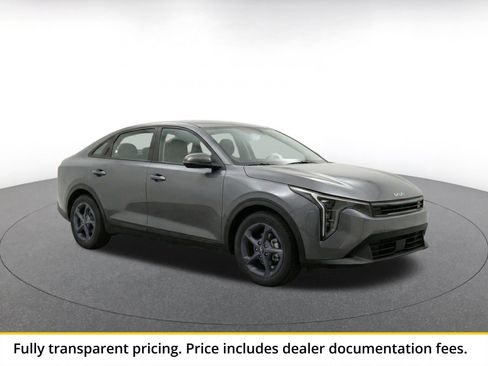 Used 2025 Kia K4 FWD image 1
