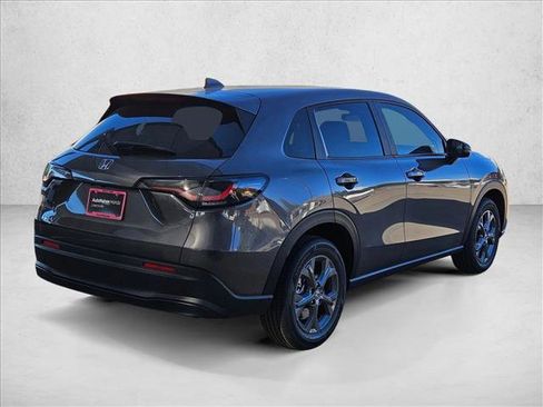 New 2026 Honda HR-V LX image 2