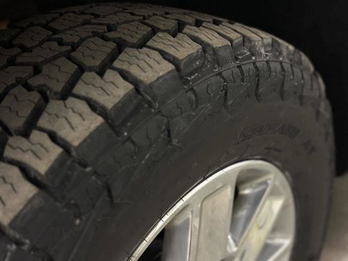 Certified 2024 Chevrolet Silverado 2500 High Country w/ Technology Package image 10