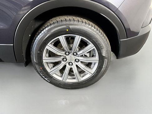 Used 2023 Cadillac XT4 Sport FWD image 37