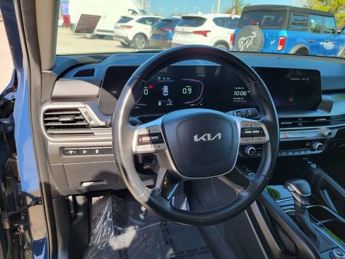 Used 2024 Kia Telluride S image 21