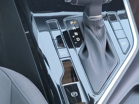 Certified 2023 Kia Niro LX FWD image 15