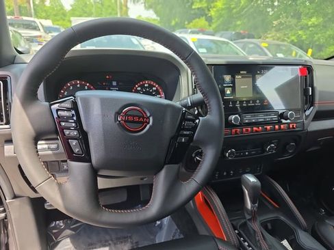 New 2026 Nissan Frontier PRO-4X w/ Pro Premium Package AWD/4WD image 15