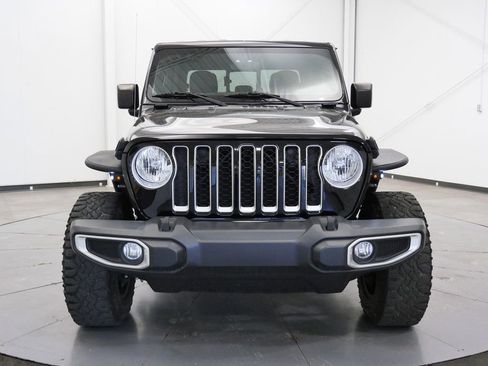 Used 2023 Jeep Gladiator Overland AWD/4WD image 2